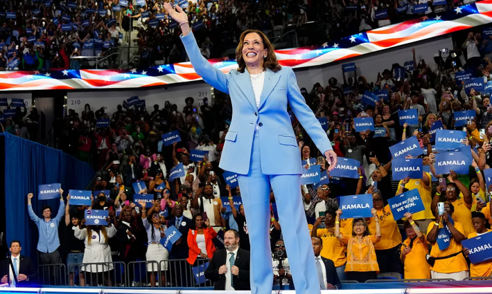 كامالا هاريس- مرشحة الرئاسية الأمريكية