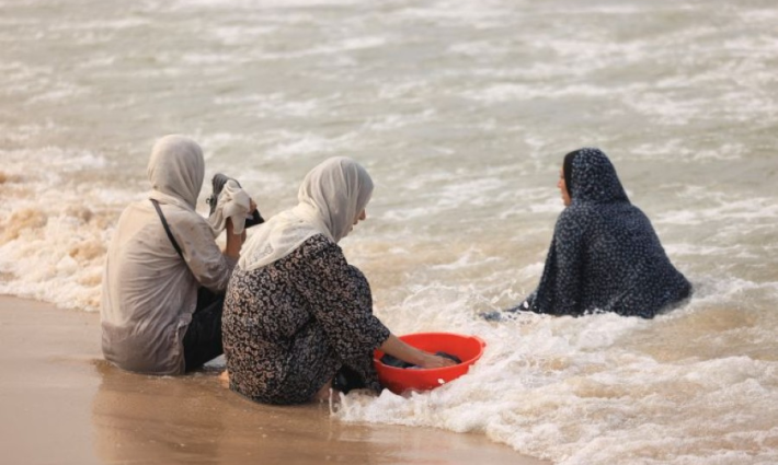 مليون امرأة في غزة تفتقر لمستلزمات النظافة الصحية