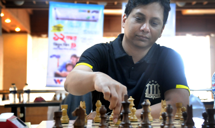 إينامول حسين رازيب- لاعب شطرنج