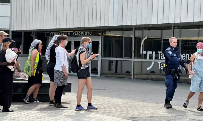 احتجاج طلابي لقطع علاقات جامعة تامبيري مع الاحتلال