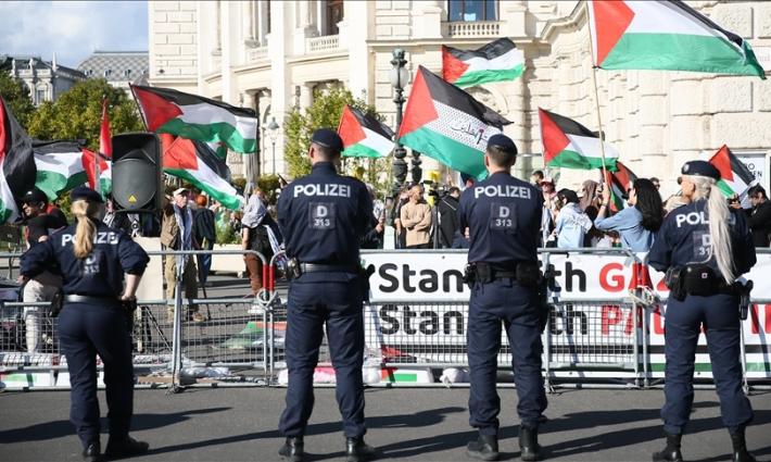 ظاهرة في فيينا ضد استضافة رئيس البرلمان الإسرائيلي