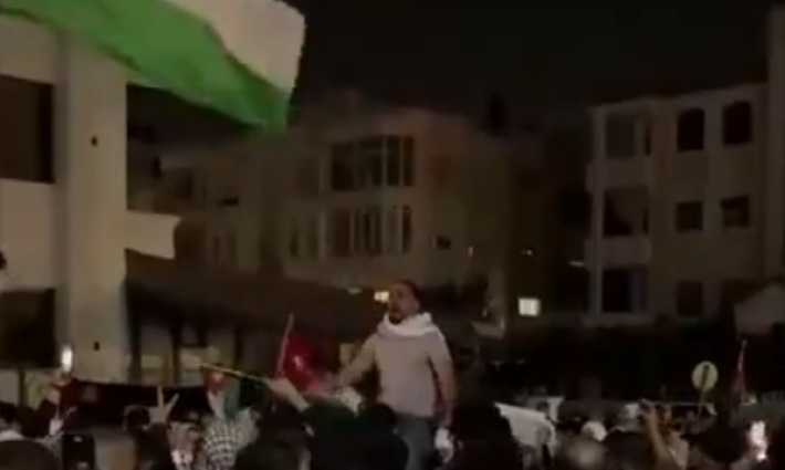 مظاهرة في الأردن للتنديد بالقصف الإسرائيلي على لبنان وغزة