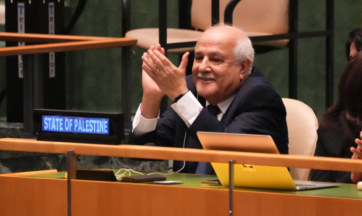 مندوب فلسطين الدائم لدى الأمم المتحدة رياض منصور