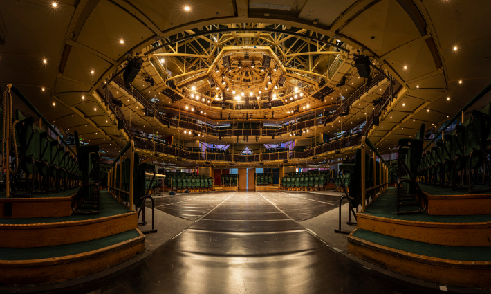 مسرح “رويال إكستشينج” في مانشستر