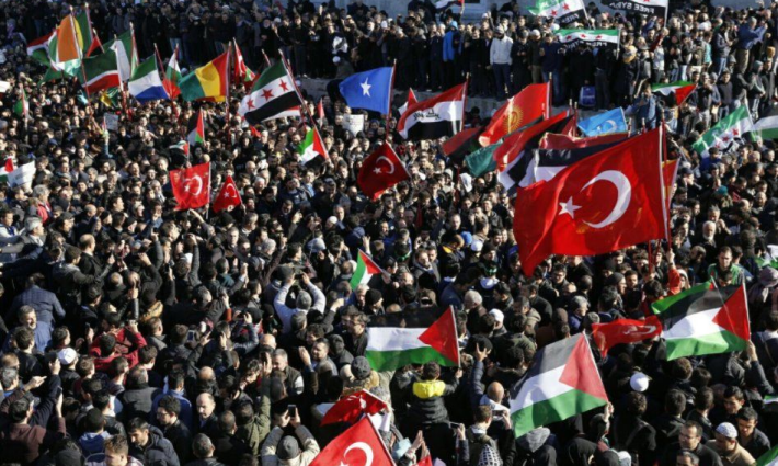 مظاهرة داعمة لفلسطين في تركيا