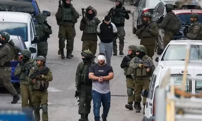 اعتقال مواطن في الضفة الغربية