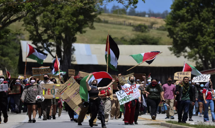 وقفة احتجاجية داعمة لفلسطين