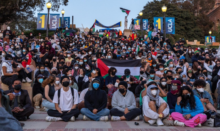 وقفة طلابية داعمة لفلسطين