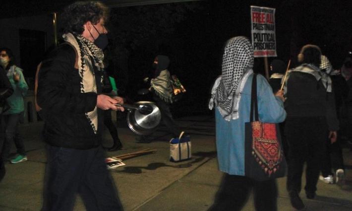 محاصرة منزلي النائبة جريس مينج