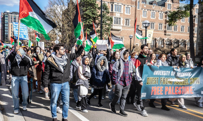 مظاهرة طلابية داعمة لفلسطين