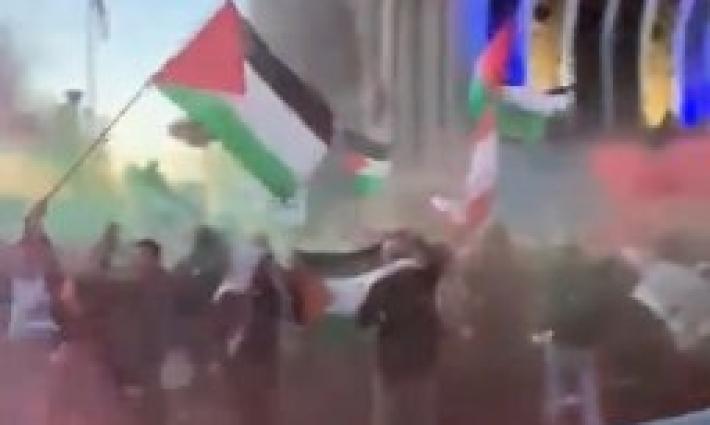 جسر لندن المغلق بسبب احتجاجات مؤيدة لفلسطين