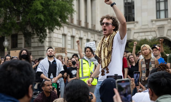 عامر قدومي، طالب في جامعة تكساس