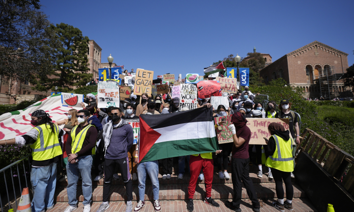 مظاهرة طلابية داعمة لفلسطين