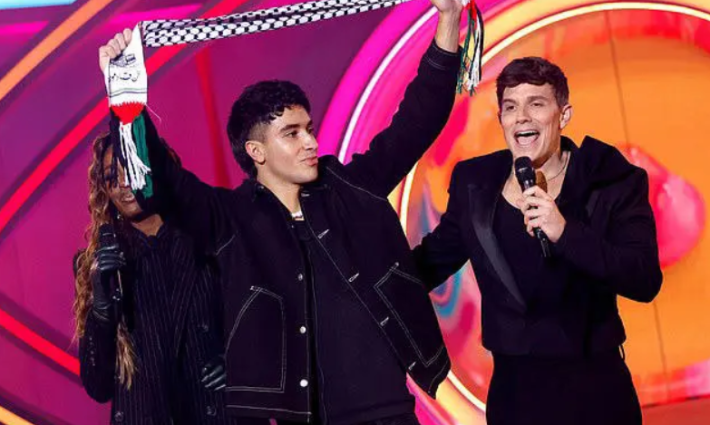 قناة بريطانية تحذف لقطة التلويح بوشاح فلسطيني