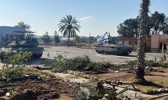 دبابات تابعة للاحتلال