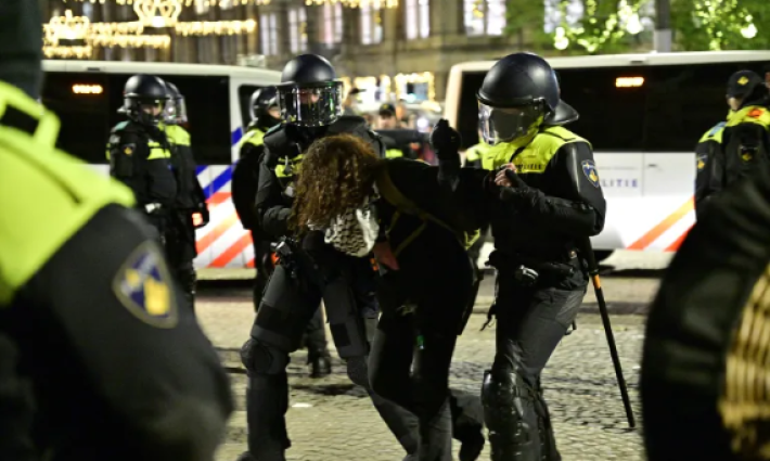 اعتقال داعم لفلسطين في هولندا