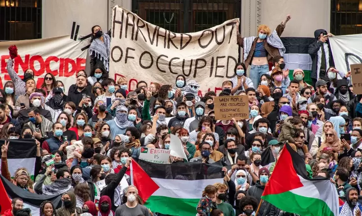 مظاهرة طلابية داعمة لفلسطين في جامعة هارفارد