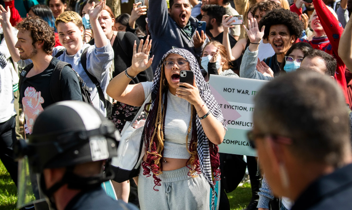 وقفة طلابية داعمة لفلسطين في جامعة إنديانا
