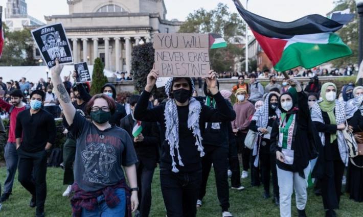 مظاهرة طلابية داعمة لفلسطين