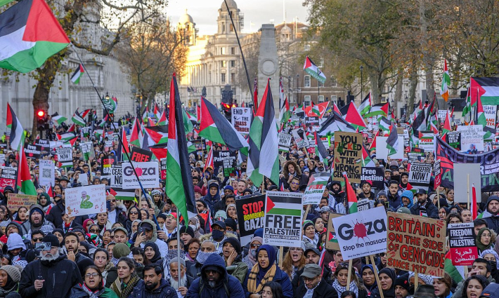 مظاهرة داعمة لفلسطين في لندن