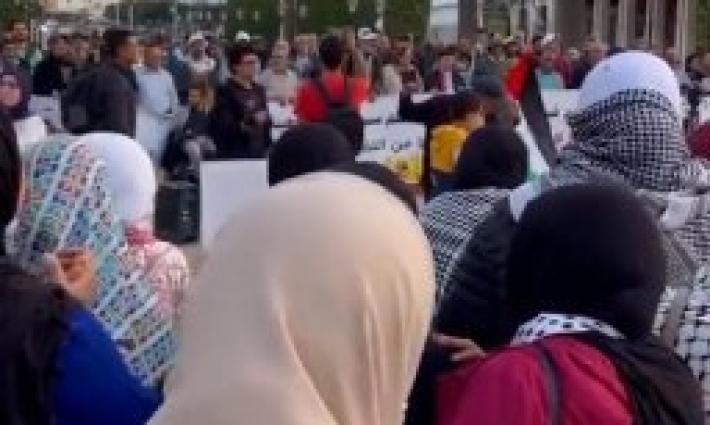 وقفة للنساء في المغرب لدعم الفلسطينيات واللبنانيات
