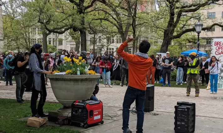 وقفة طلابية داعمة لفلسطين في جامعة شيكاغو