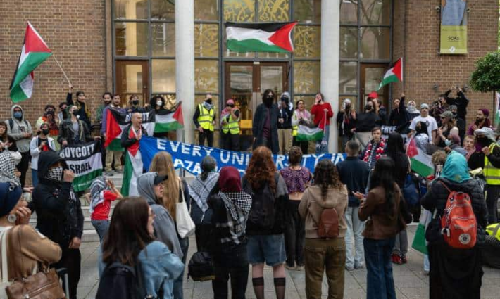 اعتصام طلابي داعم لفلسطين