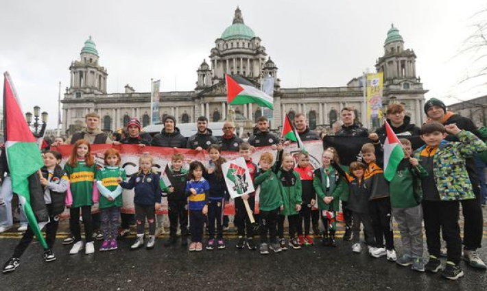 وقفة لمجموعة الغيل للتضامن مع فلسطين في أيرلندا