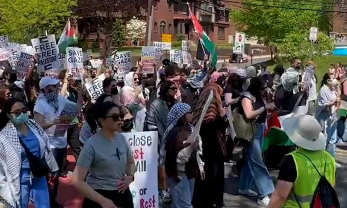 مظاهرة طلابية بجامعة روتجرز