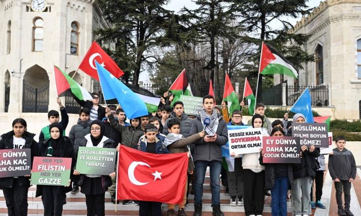 وقفة داعمة لفلسطين في تركيا