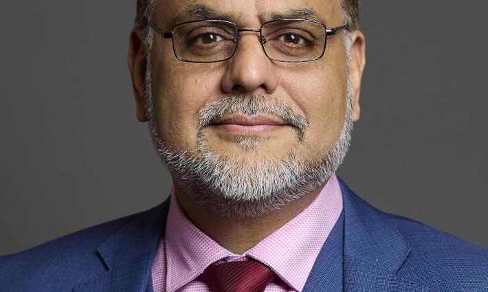 النائب البريطاني أيوب خان