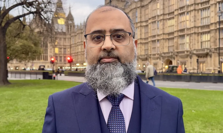 النائب البريطاني محمد إقبال