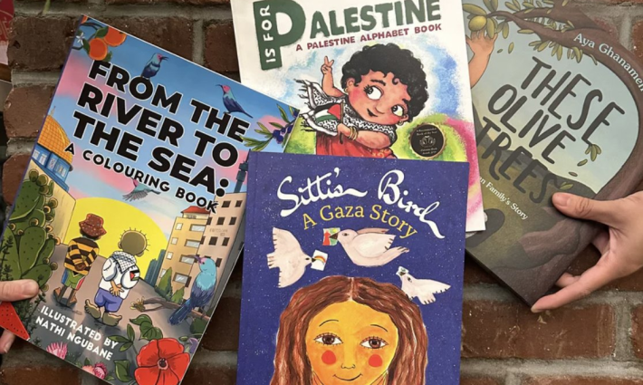 كتب تلوين للأطفال تحتوي رموزًا فلسطينية