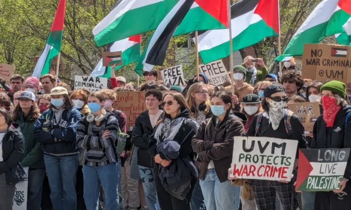 تحرك داعم لفلسطين