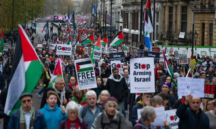 مظاهرة لدعم فلسطين