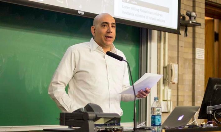 الصحفي علي أبو نعمة