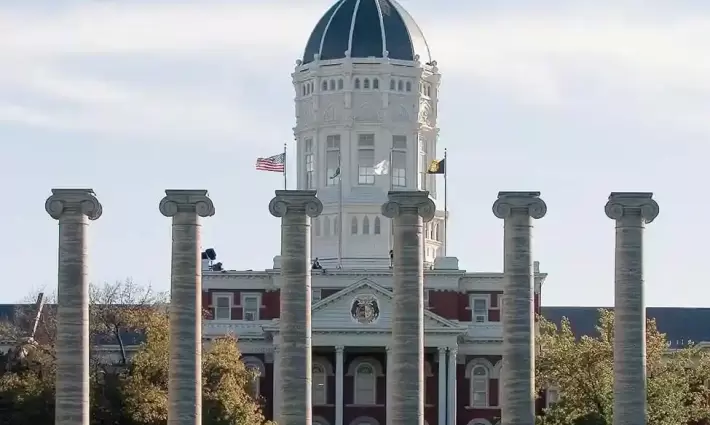 جامعة ميسوري الأمريكية