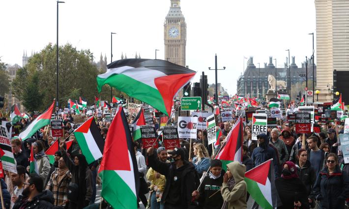 مظاهرة داعمة لفلسطين في بريطانيا