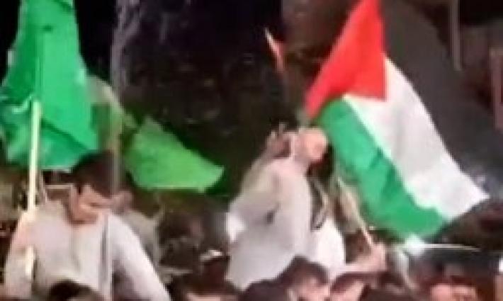 الاحتفالات بإطلاق سراح أسرى فلسطينيين خلال الهدنة السابقة من حرب غزة