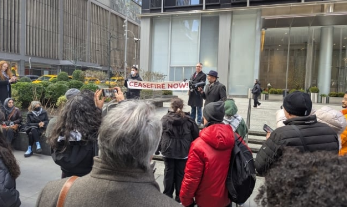 وقفة تضامنية تدعو لوقف إطلاق النار في غزة