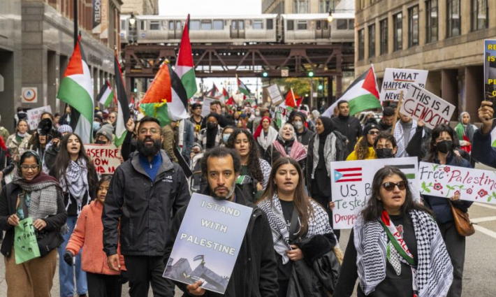 مظاهرة داعمة لفلسطين في شيكاغو
