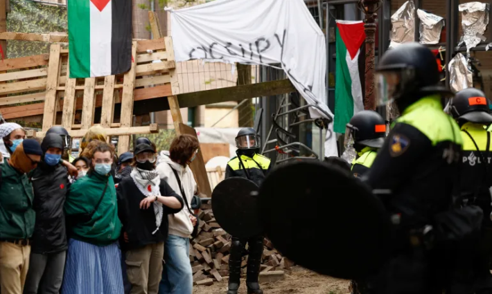 مظاهرة لطلاب ديلفت في هولندا دعمًا لفلسطين