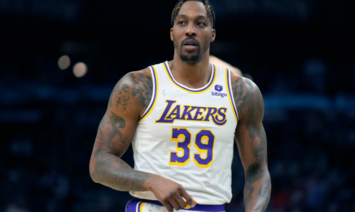 لاعب كرة السلة دوايت هاورد