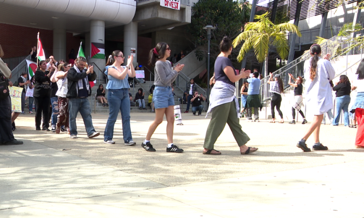 احتجاج طلابي يحي التراث الفلسطيني في جامعة سان دييغو