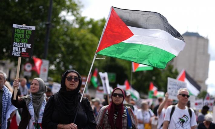 مظاهرة داعمة لفلسطين في بريطانيا