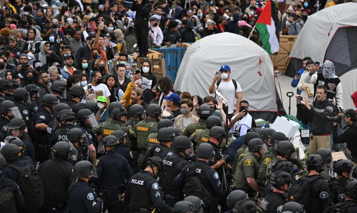 مظاهرة حاشدة لدعم فلسطين_