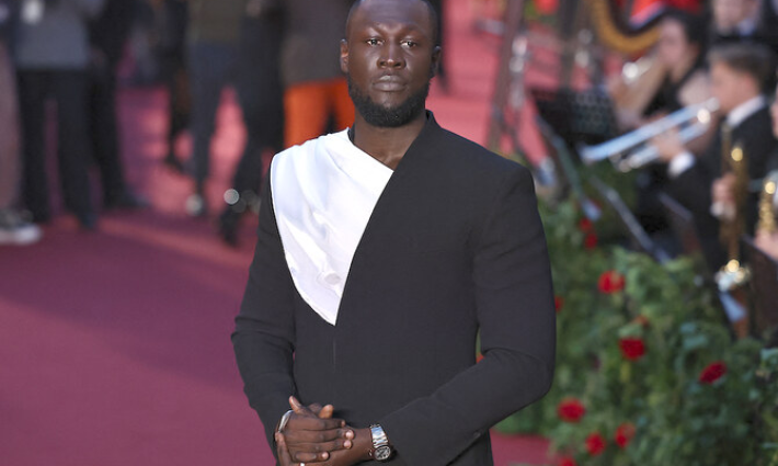 ستورمزي- مغني راب بريطاني