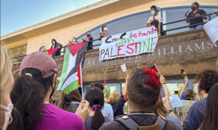 احتجاج لطلاب جامعة كونيتيكت لدعم فلسطين