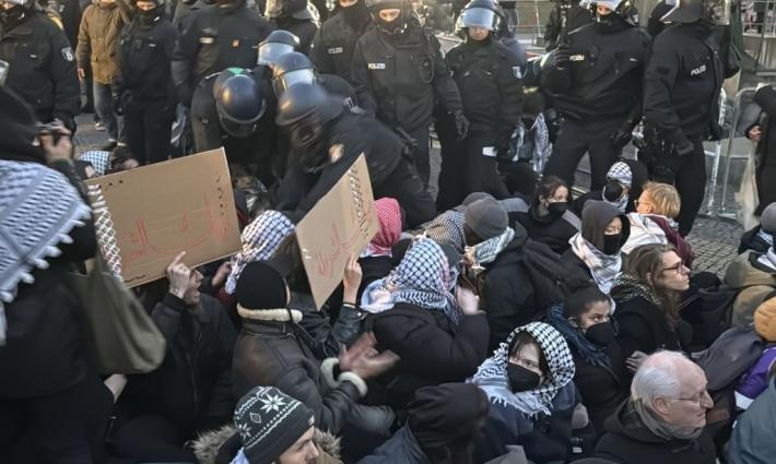 قمع واعتقالات للمتظاهرين في برلين