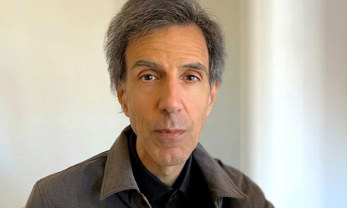 الفنان التشكيلي العربي الأمريكي فريد أرملي